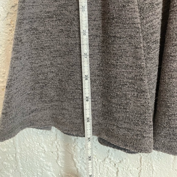 Grey form fitting long sleeve dress size small - Picture 4 of 4